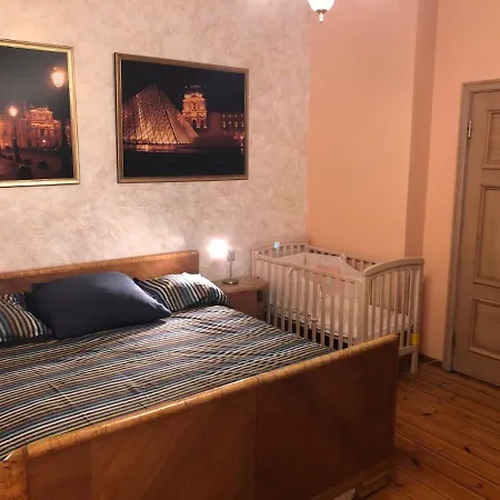 Apartament Classical Large On Alberta Street, Free Locked Parking Ryga