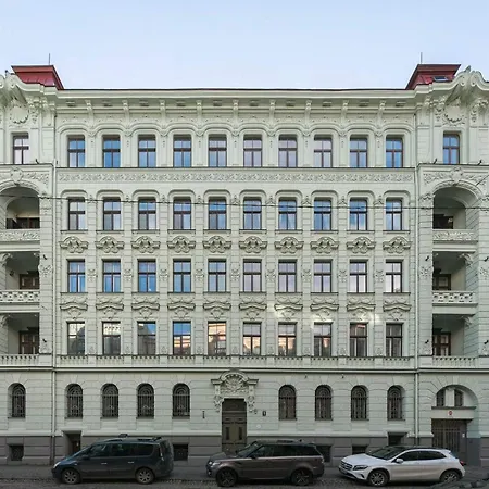Apartment Classical Large On Alberta Street, Free Locked Parking