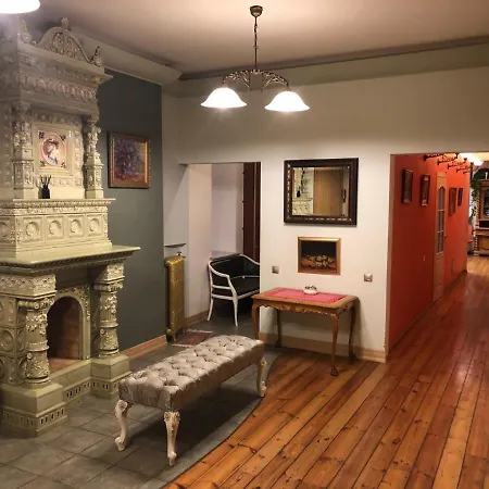 Classical Large On Alberta Street, Free Locked Parking Apartment Riga