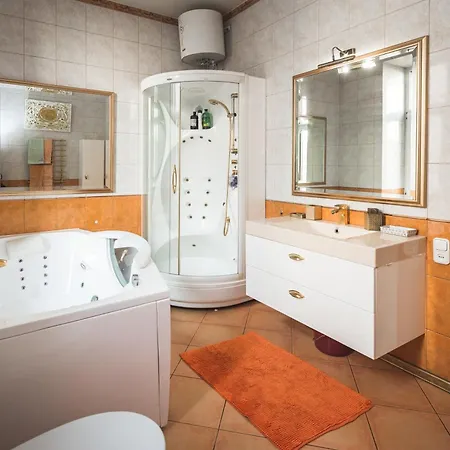 Classical Large On Alberta Street, Free Locked Parking Apartamento