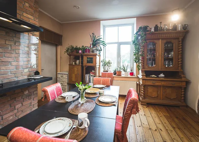 Classical Large On Alberta Street, Free Locked Parking * Riga